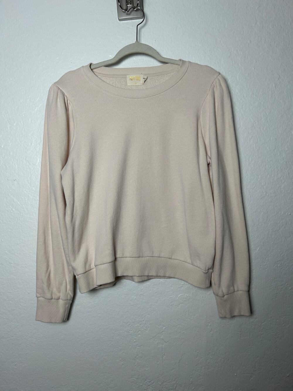 Women's Nation LTD Puff Long Sleeve Pullover Top Sweatshirt Light Pink Medium M